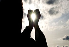 10倍杠杆平台:靠谱股票配资-古尔曼曝苹果将掀新品发布潮：iPhone 17e、新iPad合力猛攻新兴市场